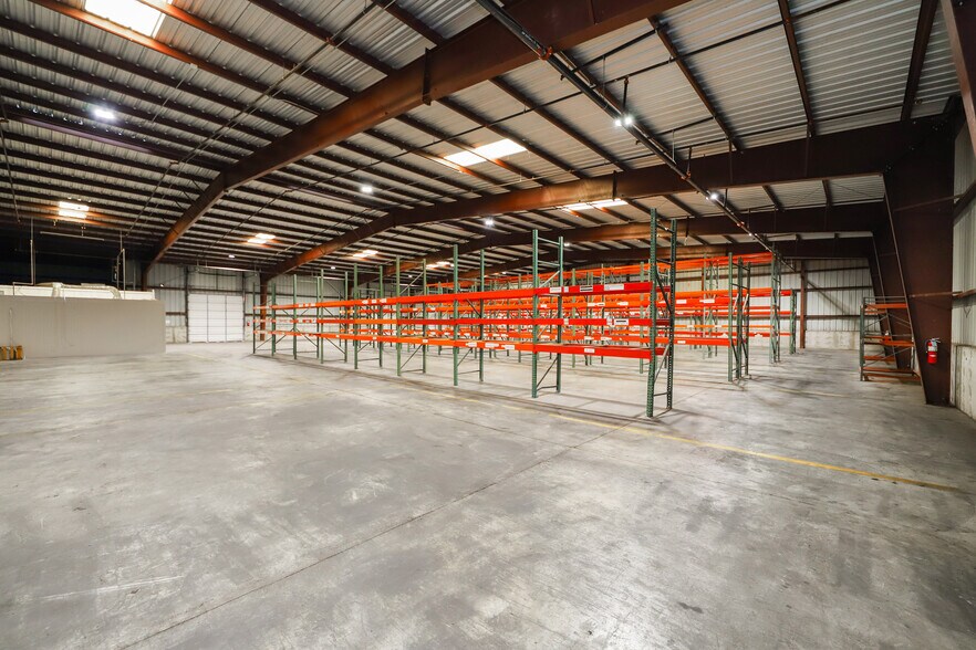 More Photos Of 14415 Import Rd, Laredo Warehouse For Sale