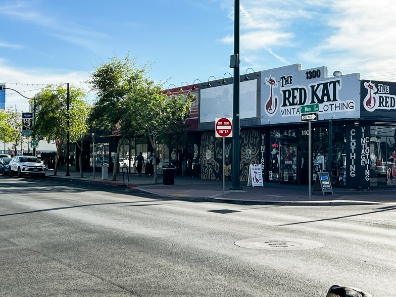 More Photos Of 1300 S Main St, Las Vegas Freestanding For Lease