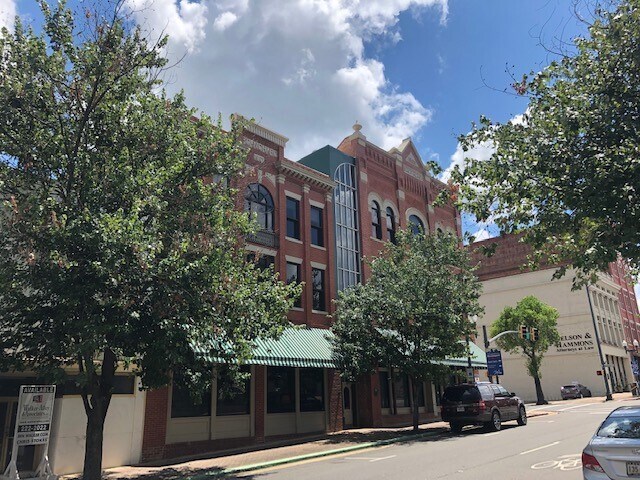 More Photos Of 631 Milam St, Shreveport Medical For Sale