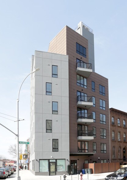 More Photos Of 596 Washington Ave, Brooklyn Apartments For Lease