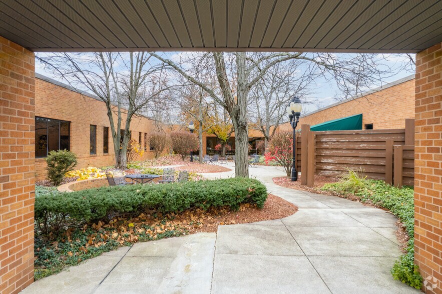 More Photos Of 6081 Hamilton Blvd, Allentown Office For Lease