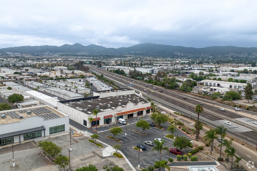 More Photos Of 1617 Capalina Rd, San Marcos Showroom For Lease