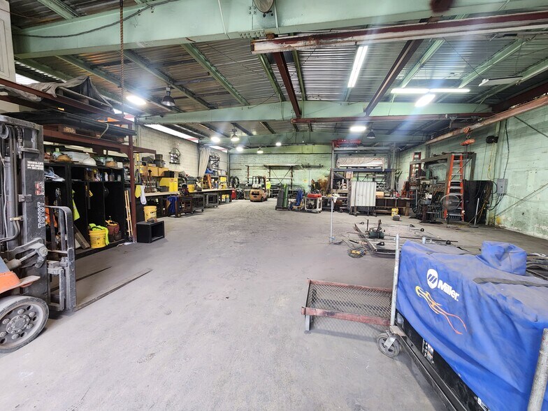 More Photos Of , Honolulu Office For Sale