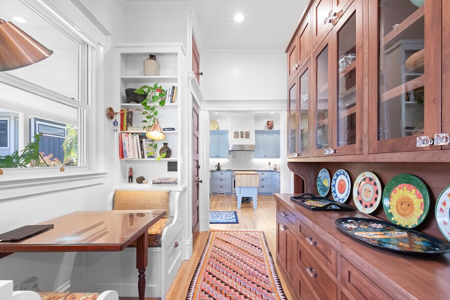 More Photos Of 2220 Capitol Ave, Sacramento Apartments For Sale