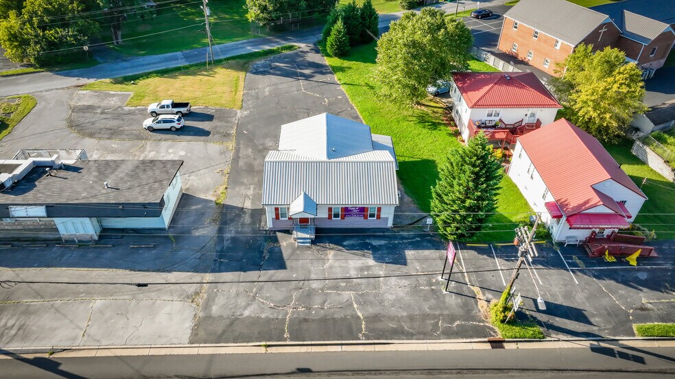 More Photos Of 1119 N Main Ave, Erwin Medical For Lease