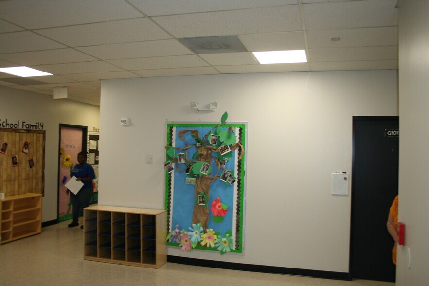 More Photos Of 4700 Broadway St, Galveston General Retail For Sale