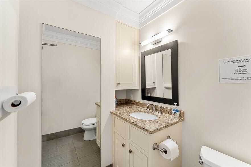 More Photos Of 525 N Harbor City Blvd, Melbourne Office For Sale