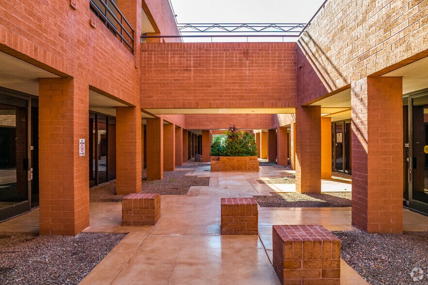 More Photos Of 10220 N 31st Ave, Phoenix Office For Lease