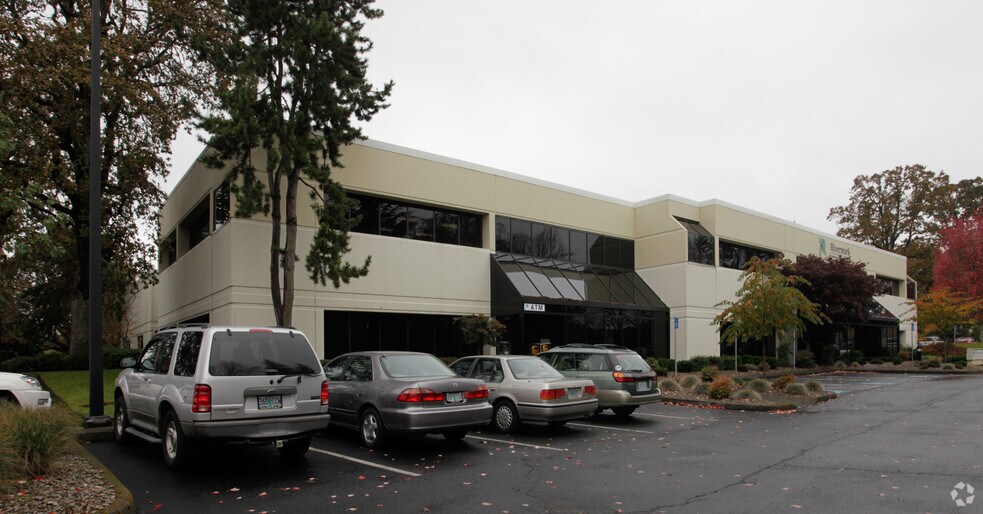 More Photos Of 8505 SW Creekside Pl, Beaverton Office For Lease