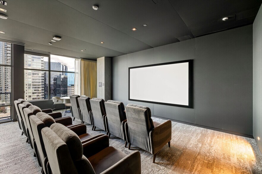 More Photos Of 2315 4th Ave, Seattle Multifamily For Sale