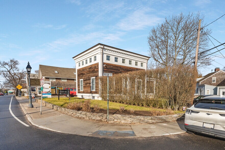 More Photos Of 11 Rector St, Sag Harbor Office Residential For Lease