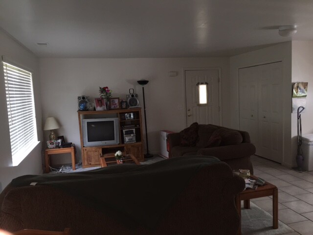 More Photos Of 16551 E 12 Mile Rd, Roseville Apartments For Sale