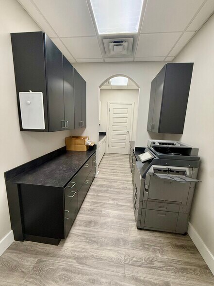 More Photos Of 2717 N Highway 89, Pleasant View Medical For Lease