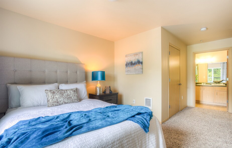 More Photos Of 12722 SE 312th St, Auburn Apartments For Lease