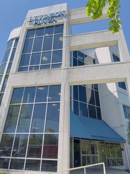 More Photos Of 2 Lincoln Hwy, Edison Medical For Sale