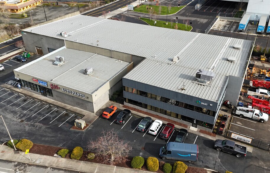 More Photos Of 9444 N Whitaker Rd, Portland Light Distribution For Lease