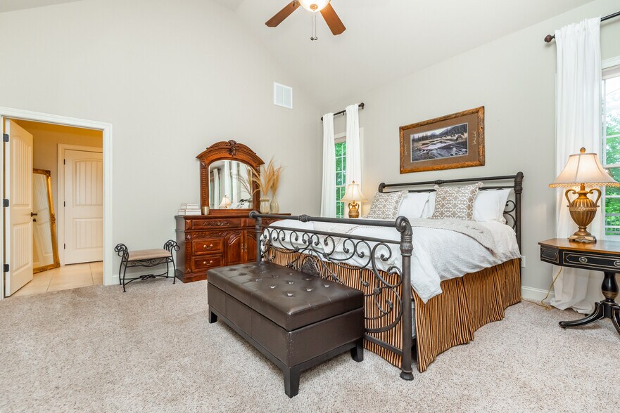 More Photos Of 565 Owens Gin Rd NE, Calhoun Lodge Meeting Hall For Sale