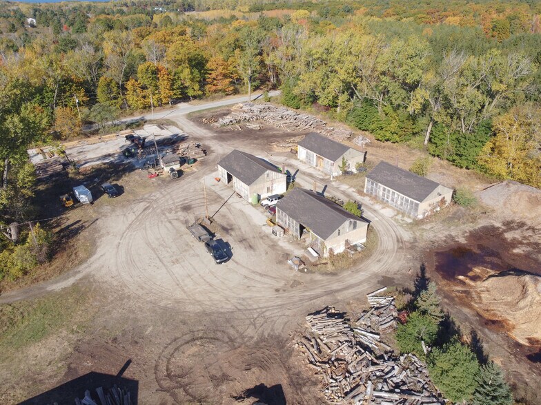 More Photos Of 5052 Reynolds Rd, Sturgeon Bay Flex For Sale