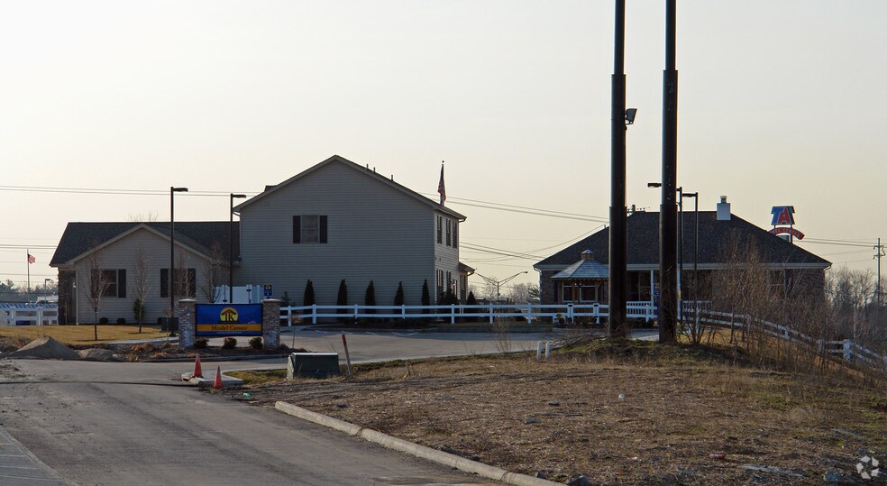 Primary Photo Of 12952 Frogtown Connector Rd, Walton Office For Lease