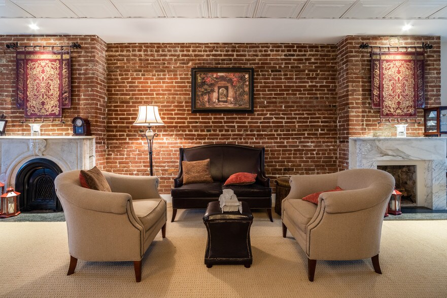 More Photos Of 97 Broadway, Verplanck Funeral Home For Lease