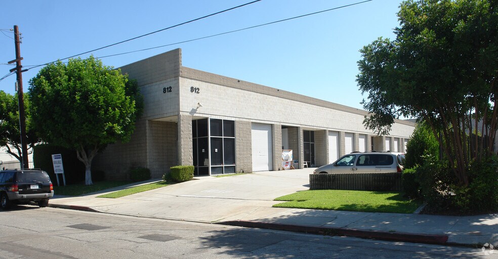 More Photos Of 812 S Date Ave, Alhambra Warehouse For Lease