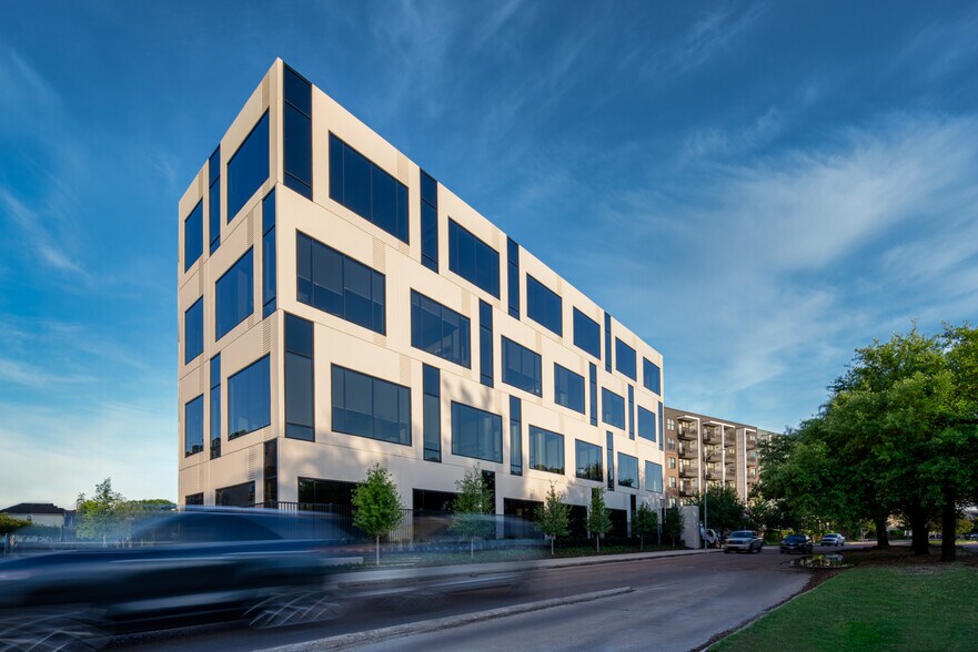 More Photos Of 190 TC Jester Blvd, Houston Office For Lease
