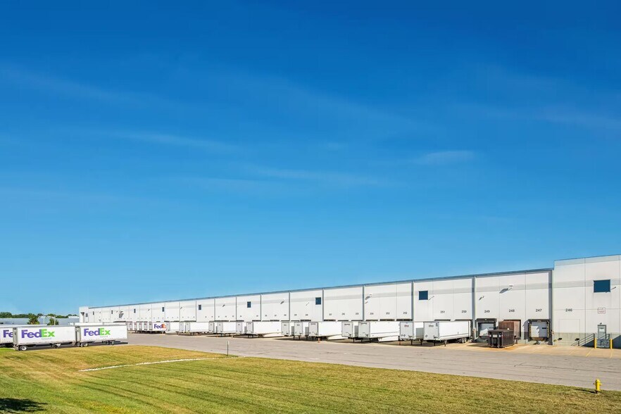More Photos Of 1600 Donaldson Hwy, Erlanger Distribution For Lease