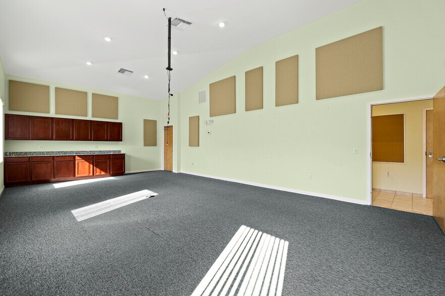 More Photos Of 3270 Highway A1A, Melbourne Beach Office For Sale