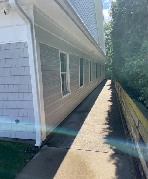 More Photos Of 311 Barnum Ave, Port Jefferson Medical For Sale