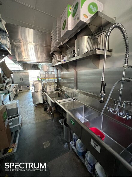 More Photos Of 2201-2213 W Sunset Blvd, Los Angeles Restaurant For Lease