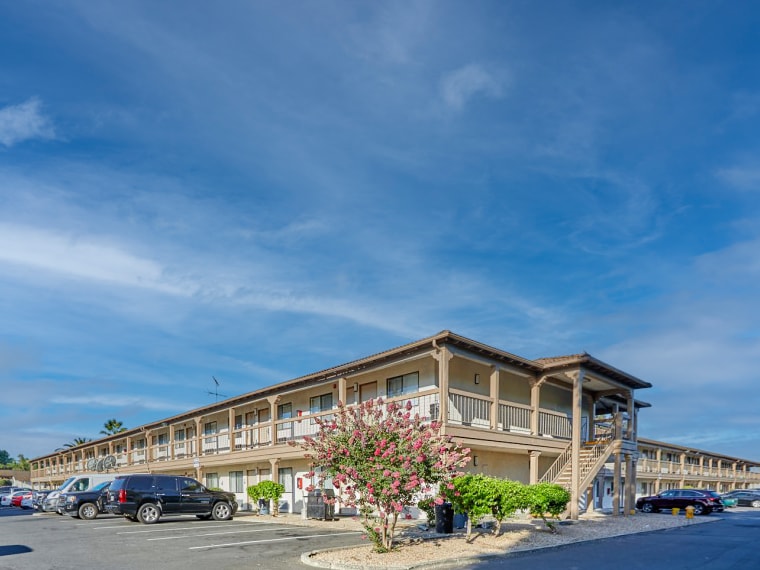 Primary Photo Of 1581 Concord Ave, Concord Hotel For Sale