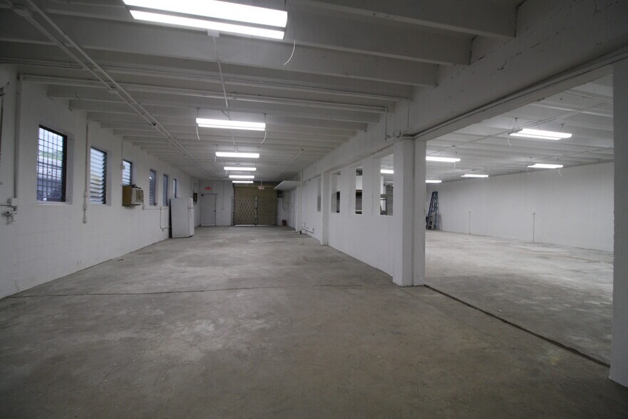 More Photos Of 2324 SW 56th Ter, Hollywood Light Manufacturing For Lease