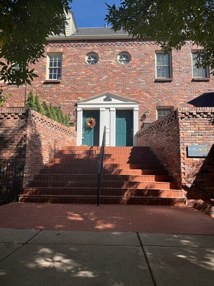 More Photos Of 350 Clayton St, Denver Office For Sale