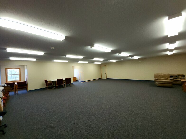 More Photos Of 7376 Business Center Dr, Avon Office For Sale