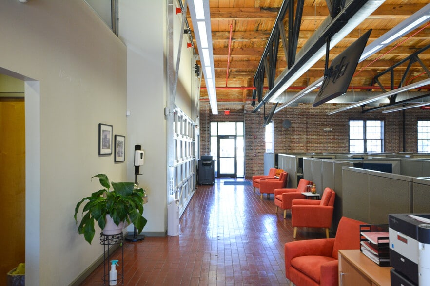 More Photos Of 1115 W 3rd St, Little Rock Office For Sale