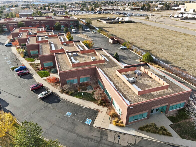 More Photos Of 791 Southpark Dr, Littleton Flex For Sale