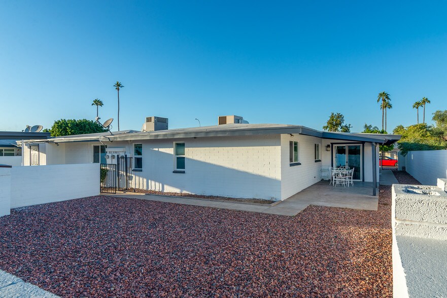 More Photos Of 515 W Pebble Beach Dr, Tempe Specialty For Sale