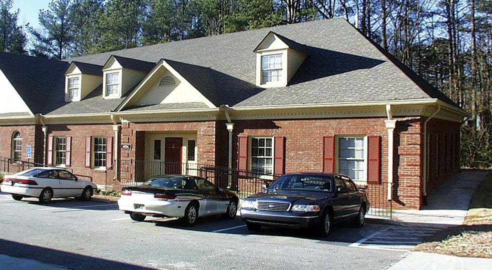 More Photos Of 625 Beaver Ruin Rd NW, Lilburn Office For Sale