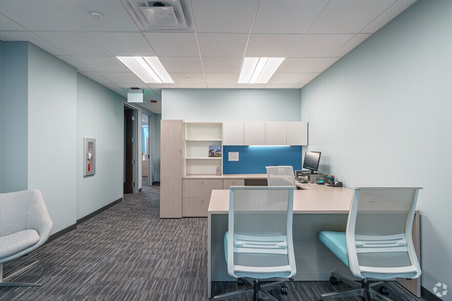 More Photos Of 800 Fairway Dr, Deerfield Beach Office Residential For Lease