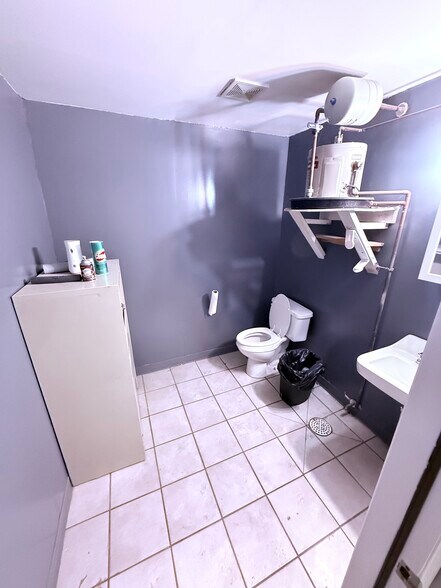 More Photos Of 18900 Webster St, Spring Hill Land For Lease