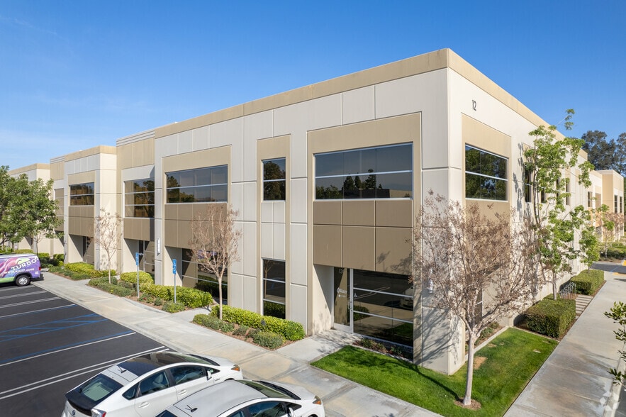 More Photos Of 10 Goodyear, Irvine Light Manufacturing For Lease