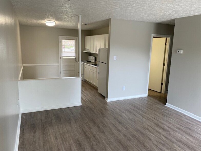 More Photos Of 1133-1144 Berkshire Rd, Fayetteville Apartments For Sale