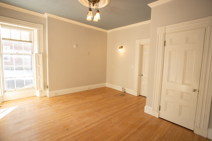 More Photos Of 77 Broadway, Bangor Apartments For Sale