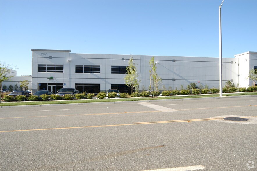 More Photos Of 28732 Witherspoon Pky, Valencia Manufacturing For Lease