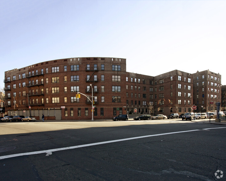 Primary Photo Of 1730 Harrison Ave, Bronx Apartments For Lease