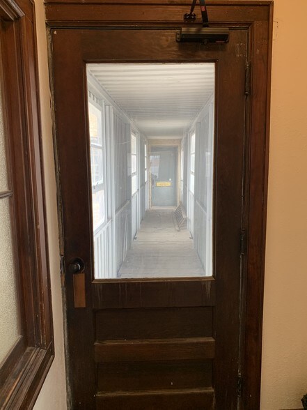 More Photos Of 612 New Hampshire St, Lawrence Office For Lease