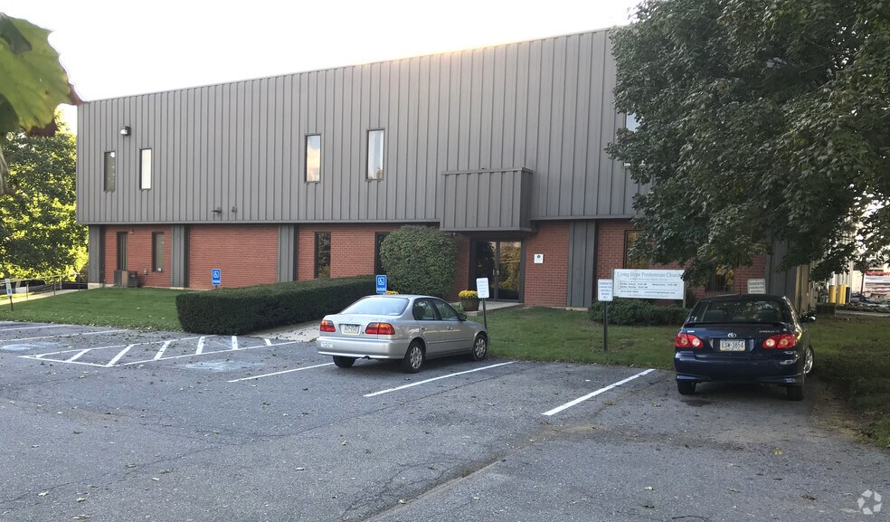 Primary Photo Of 330 Schantz Rd, Allentown Warehouse For Lease