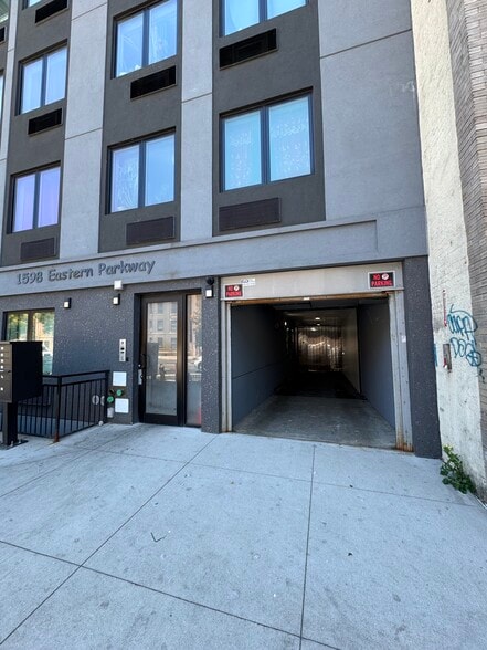 More Photos Of 1598 Eastern Pky, Brooklyn Apartments For Lease