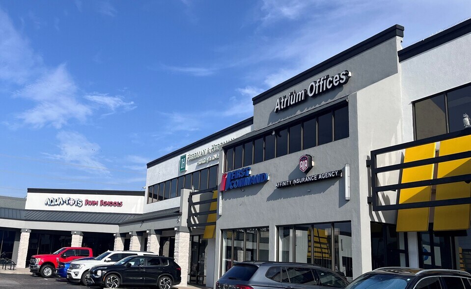 More Photos Of 5702 S Staples, Corpus Christi Unknown For Lease