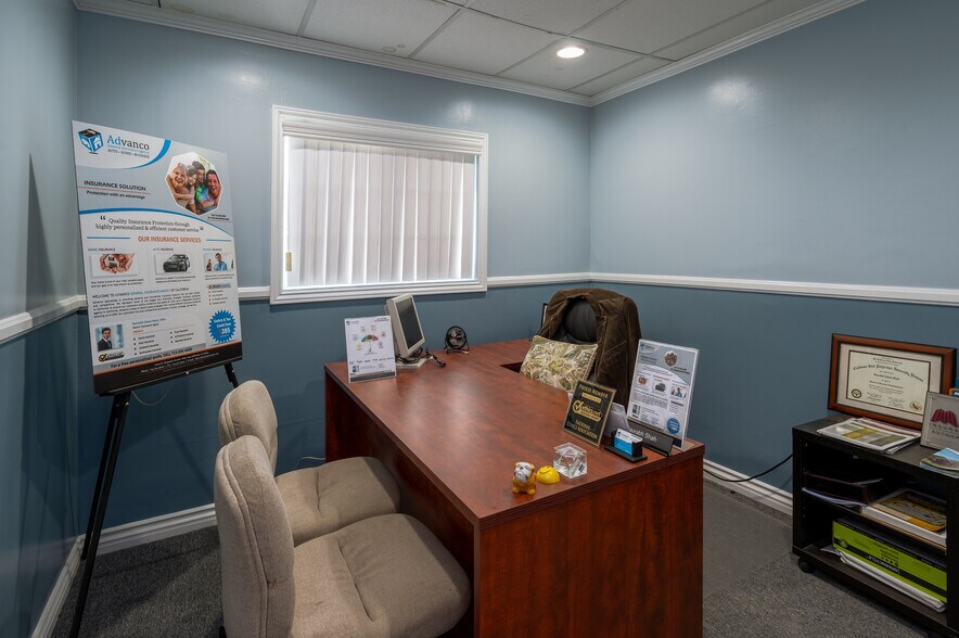 More Photos Of 2000 E Chapman Ave, Fullerton Medical For Lease